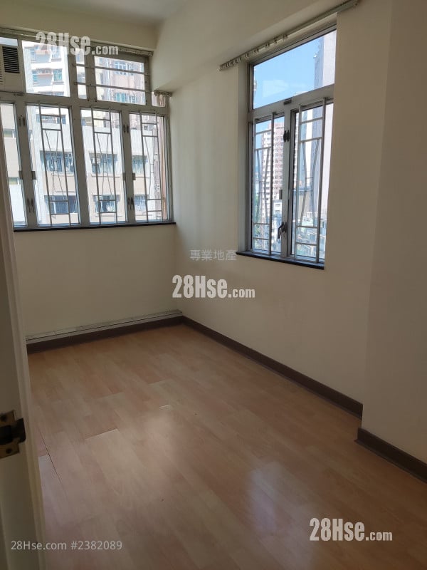 自由大廈 租盤 3 房 , 2 浴室 874 平方呎