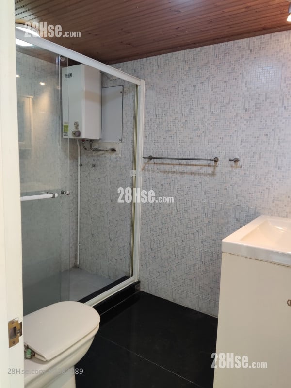 自由大廈 租盤 3 房 , 2 浴室 874 平方呎