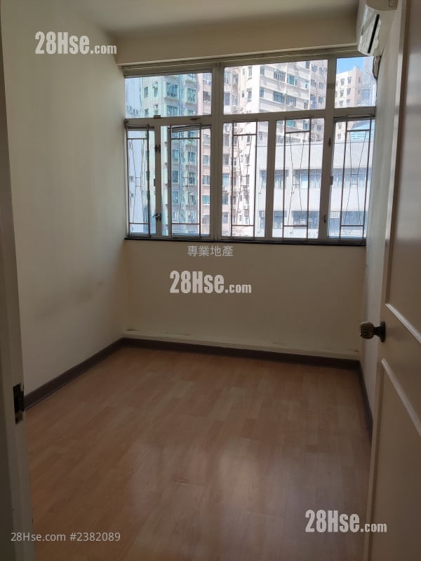 自由大廈 租盤 3 房 , 2 浴室 874 平方呎