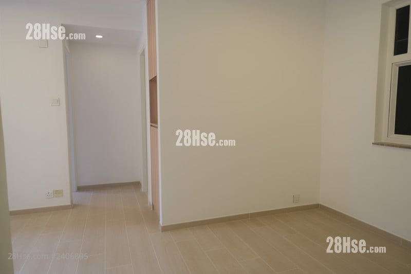 Hoi Kwong Court Sell 1 Bedroom , 1 Bathroom 469 ft²
