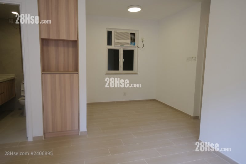 Hoi Kwong Court Sell 1 Bedroom , 1 Bathroom 469 ft²