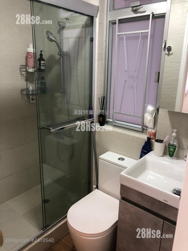 Smithfield Court Rental 2 Bedrooms , 1 Bathroom 330 ft²