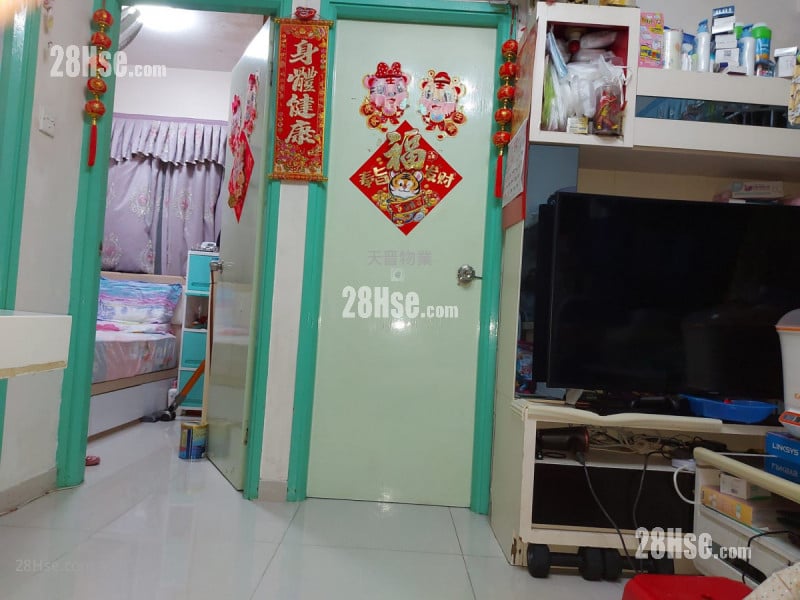 Lucky Mansion Sell 2 Bedrooms , 1 Bathroom 314 ft²