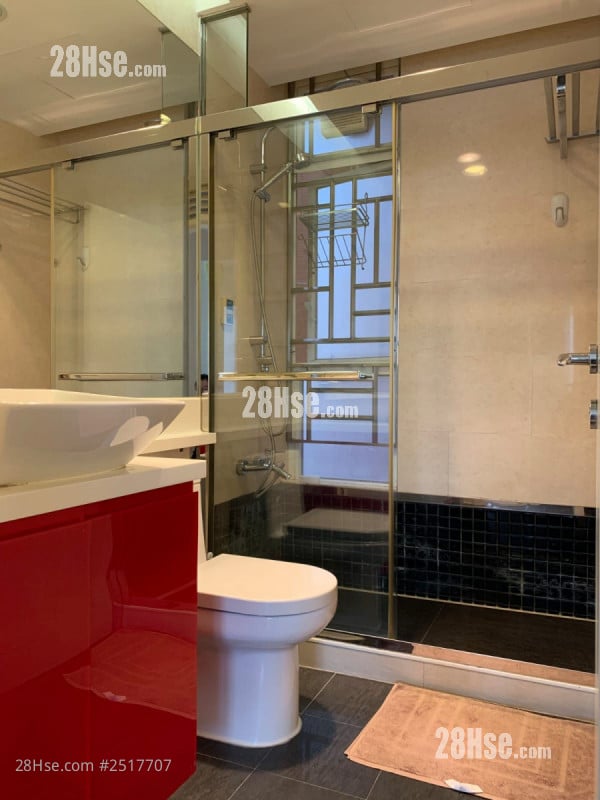 The Grandville Rental 3 Bedrooms , 2 Bathrooms 922 ft²