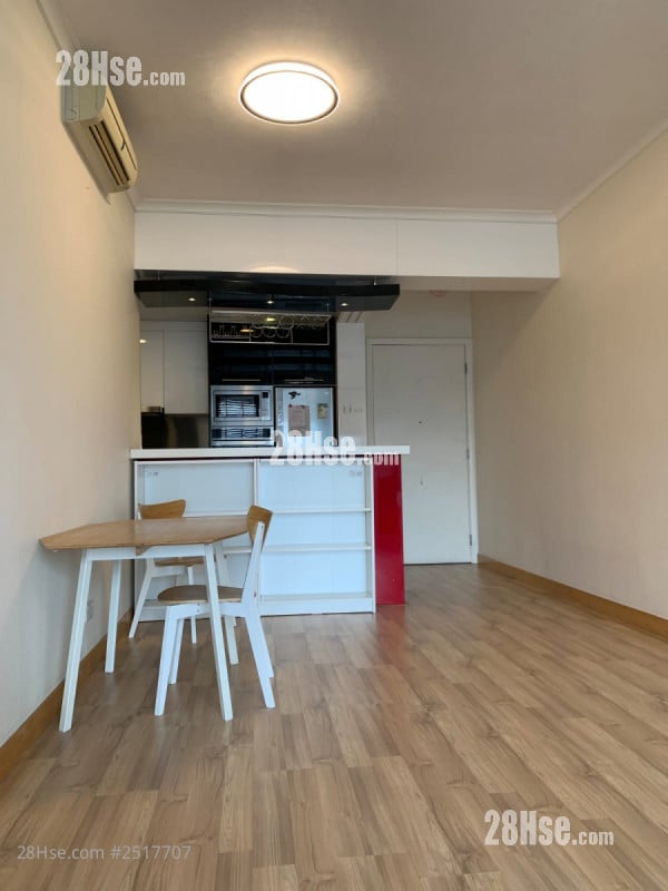 The Grandville Rental 3 Bedrooms , 2 Bathrooms 922 ft²