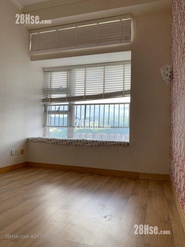 The Grandville Rental 3 Bedrooms , 2 Bathrooms 922 ft²
