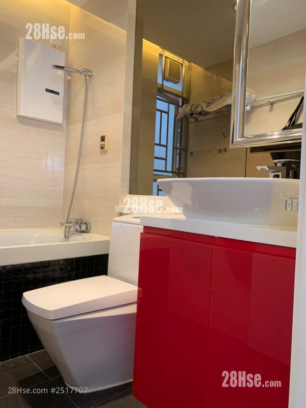 The Grandville Rental 3 Bedrooms , 2 Bathrooms 922 ft²