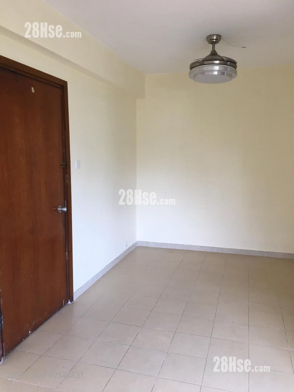 Eightland Gardens Sell 2 Bedrooms , 1 Bathroom 437 ft²