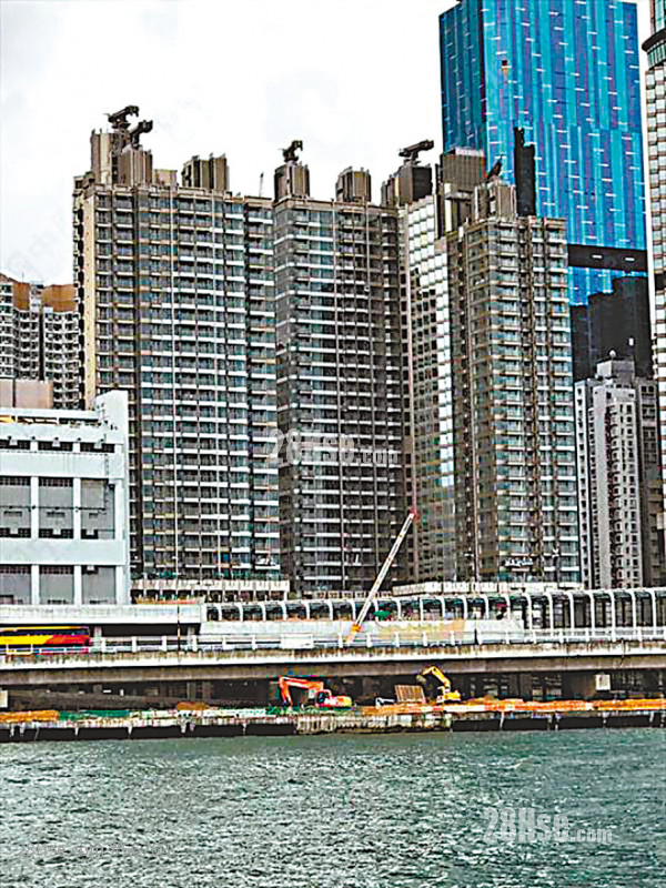US rate-hikes slowdown causes a stir in second-hand property owners 3-bedroom flat in Harbor Glory snapped up for HK$1.28 million but its owner still loses HK$2.5 million due to previous underpricing 