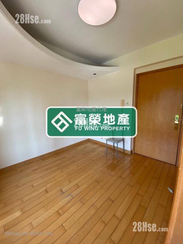 Garden Heights Rental Studio , 1 Bathroom 168 ft²