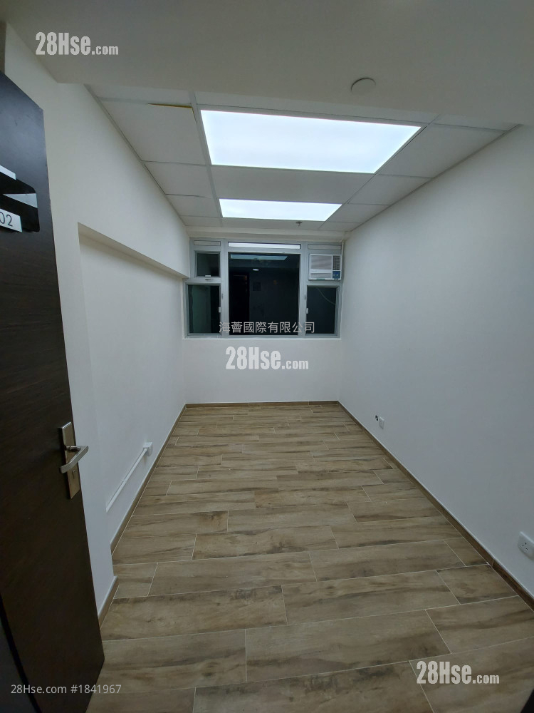 Roxy Industrial Centre Rental