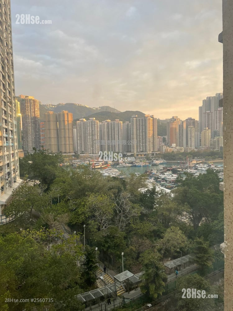 Pat Leung Building Sell 1 Bedroom , 1 Bathroom 371 ft²