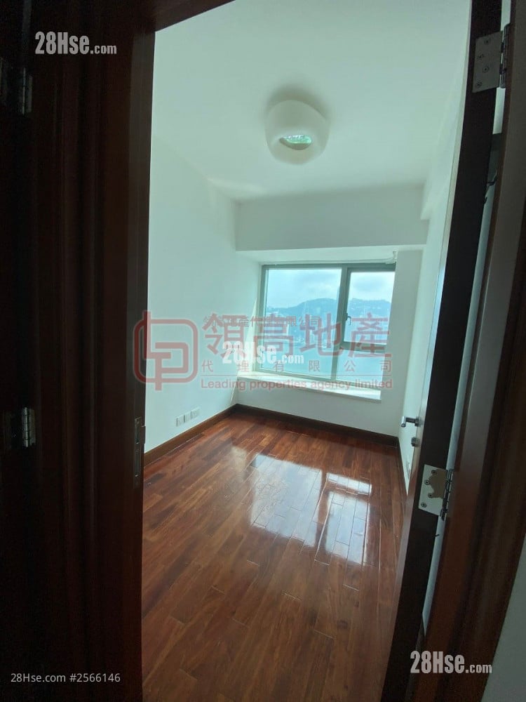 The Harbourside Sell 3 Bedrooms , 2 Bathrooms 1,059 ft²