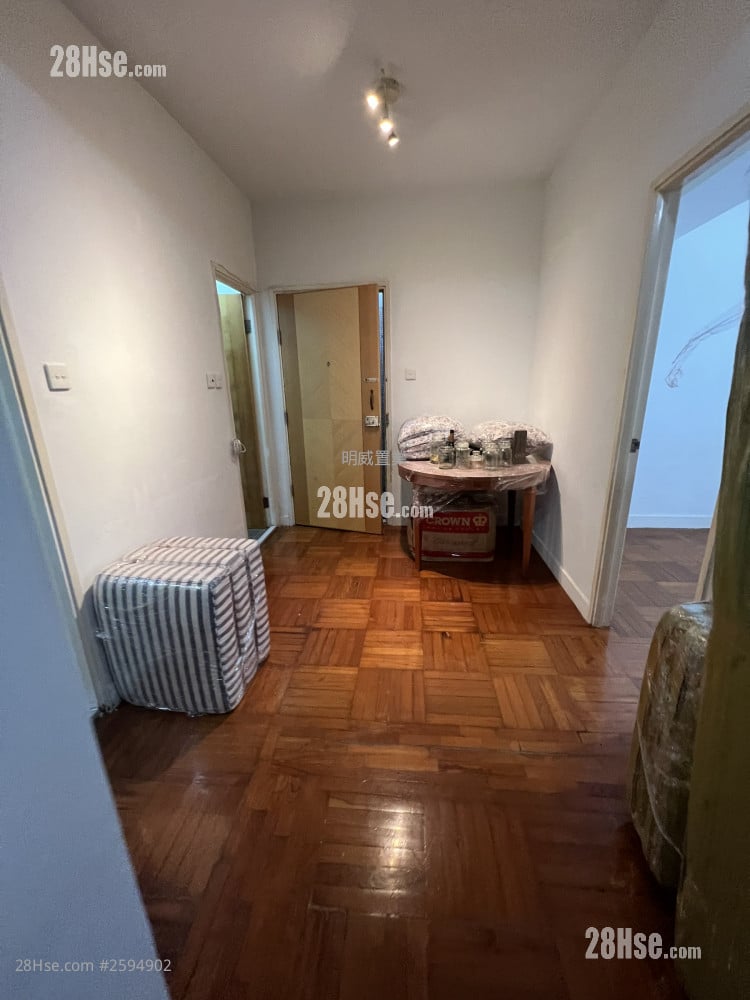 明威阁 售盘 2 房 355 平方尺