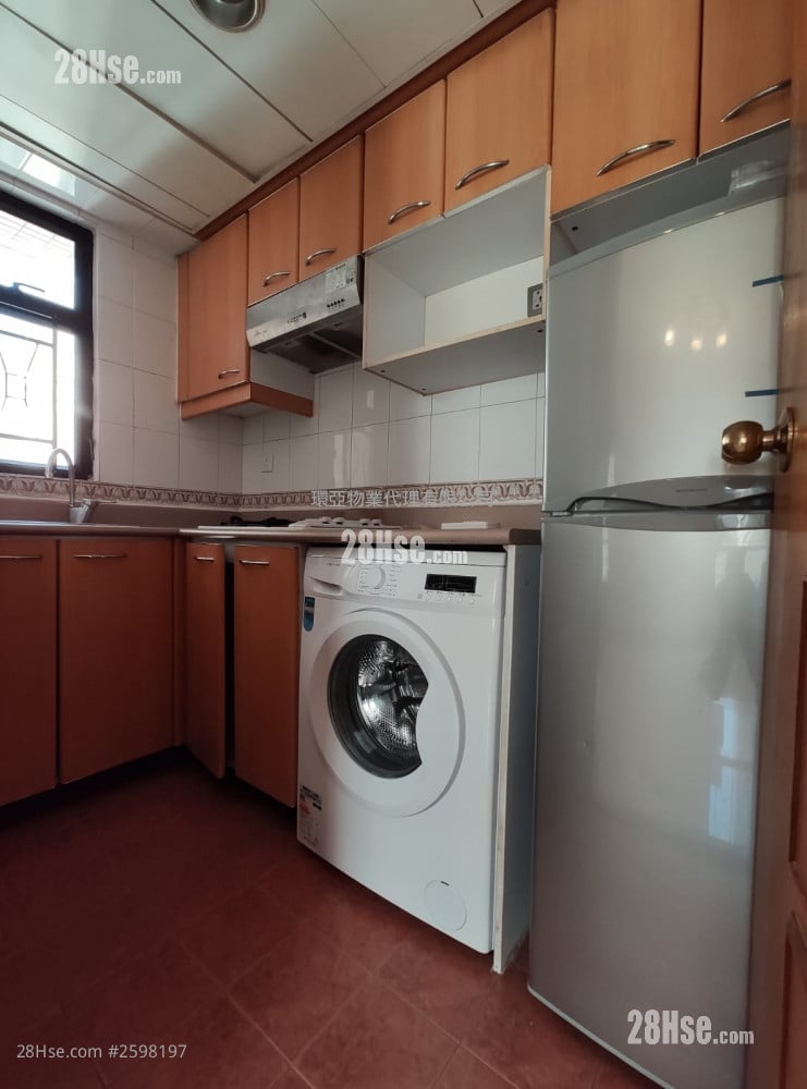 Richsun Garden Rental 2 Bedrooms , 1 Bathroom 363 ft²