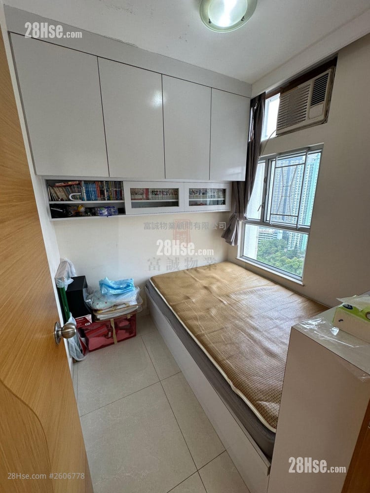 油翠苑 售盘 2 房 , 1 浴室 400 平方尺