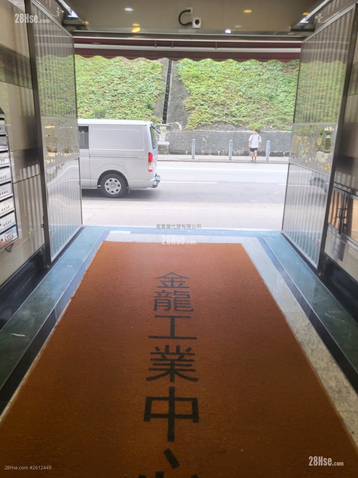 金龙工业中心 租盘