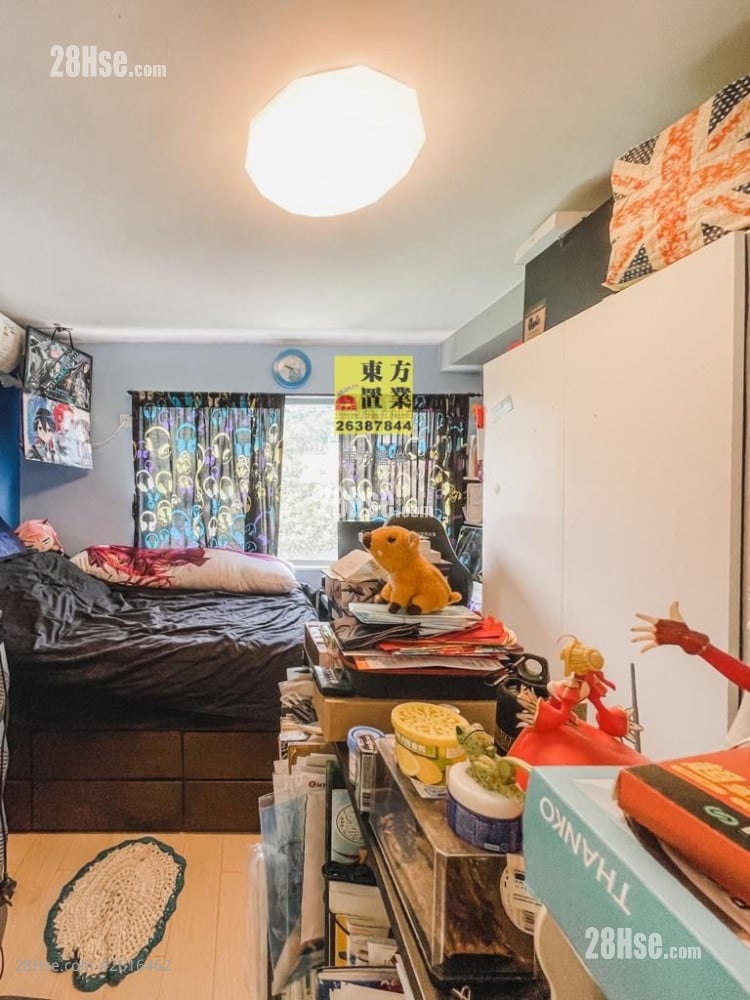 Village Sell 4 Bedrooms , 4 Bathrooms 1,300 ft²