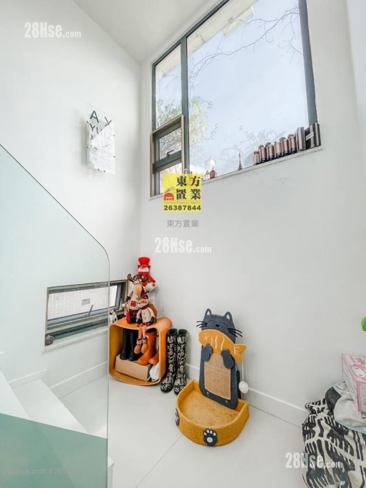 Village Sell 4 Bedrooms , 4 Bathrooms 1,300 ft²