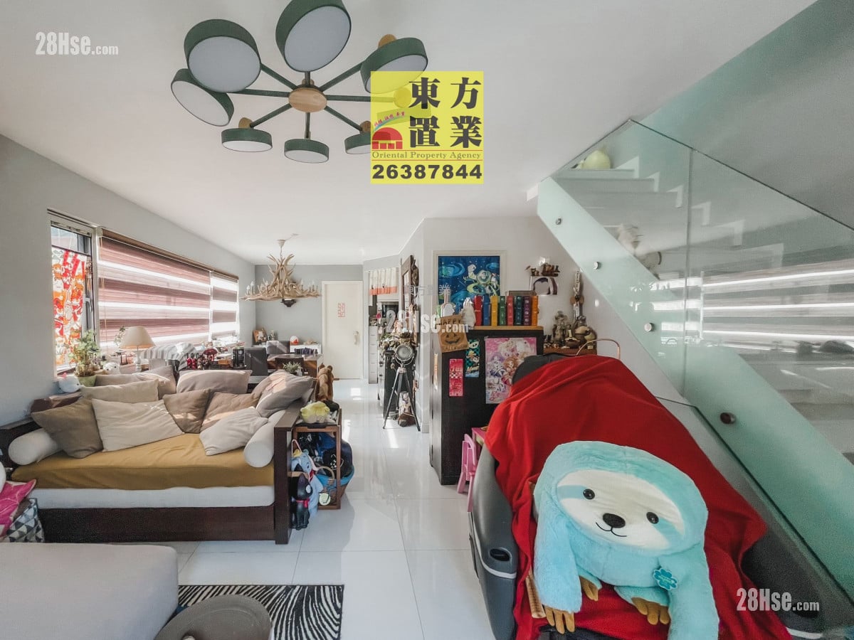 Village Sell 4 Bedrooms , 4 Bathrooms 1,300 ft²