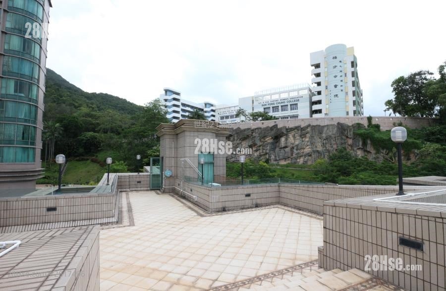 鹿茵山庄 售盘 4 房 , 4 浴室 2,908 平方尺