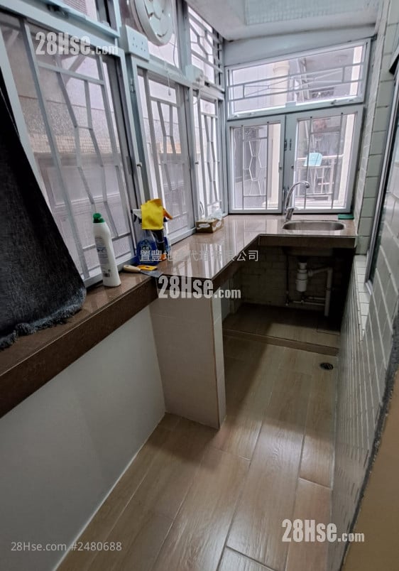 Village Rental 1 Bedroom , 1 Bathroom 300 ft²