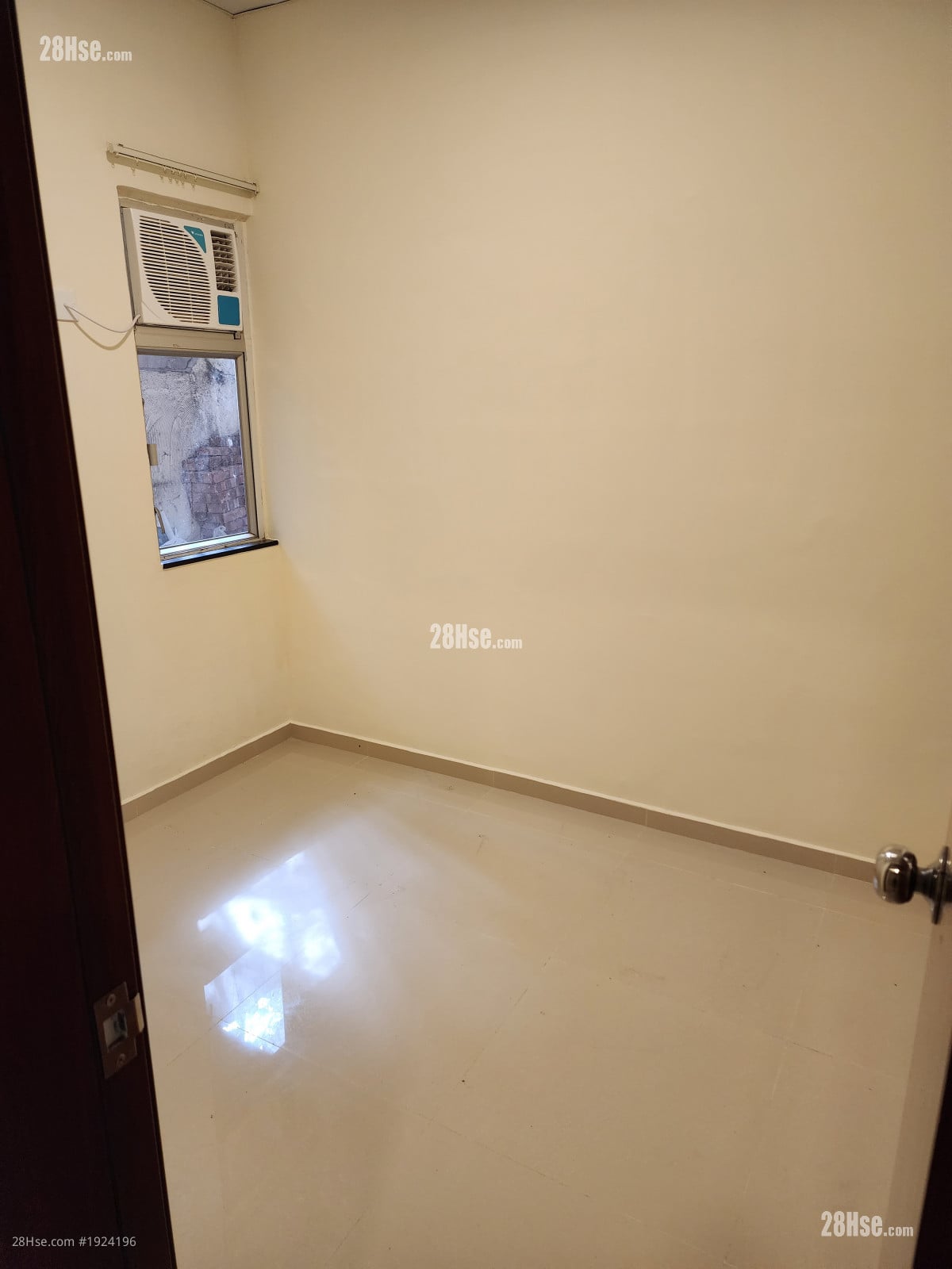 川龍村 租盤 2 房 , 1 浴室