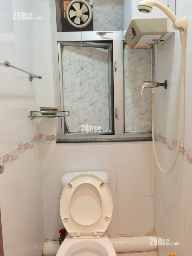 Manfai  Lau Rental 180 ft²