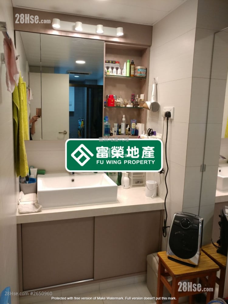 Lai Tong Building Sell 2 Bedrooms 429 ft²