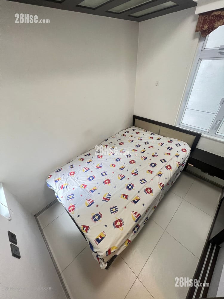 Kam Sing Mansion Sell 2 Bedrooms , 1 Bathroom 355 ft²