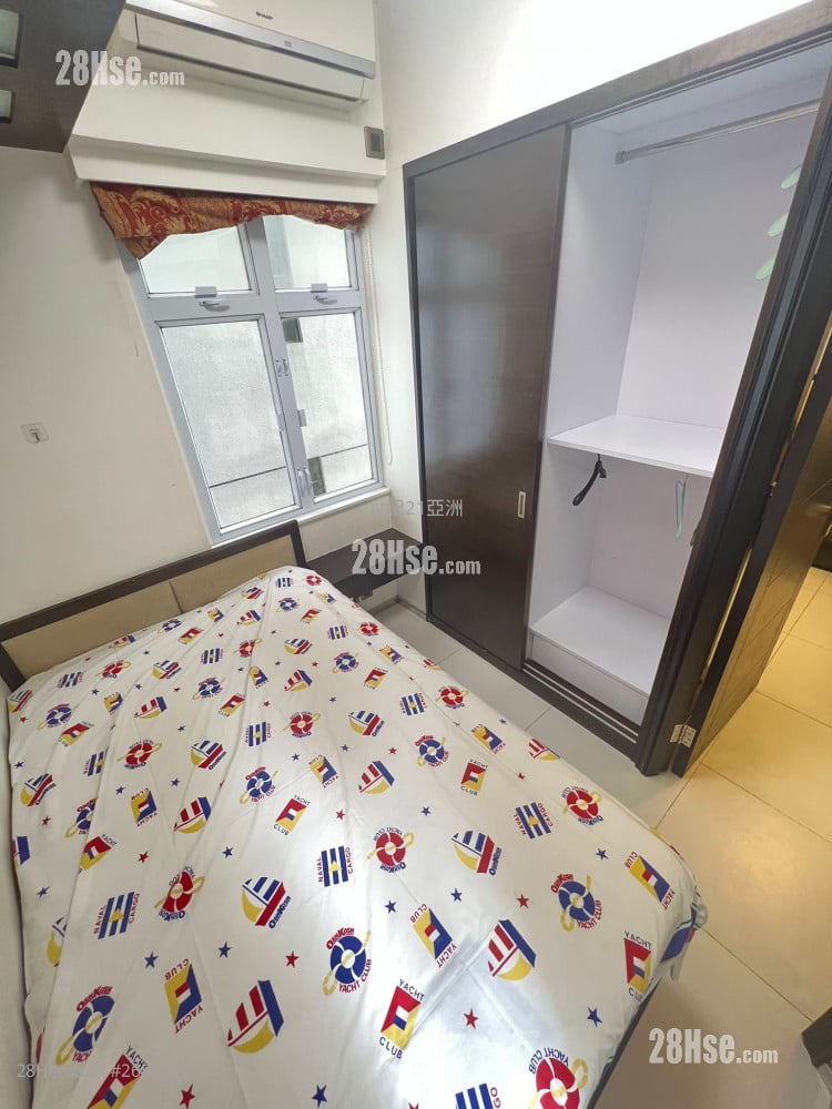Kam Sing Mansion Sell 2 Bedrooms , 1 Bathroom 355 ft²