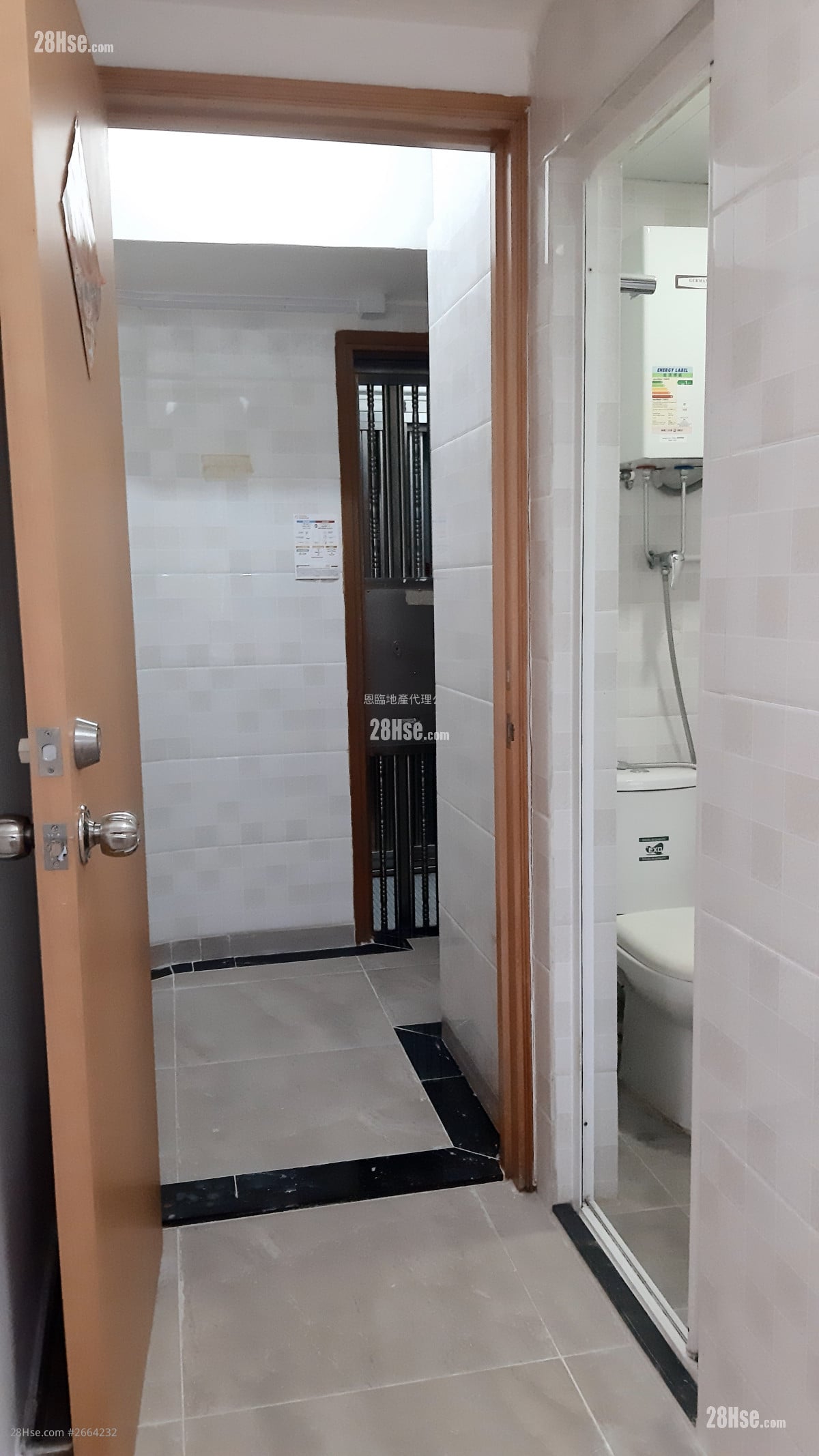 安興樓 租盤 120 平方呎