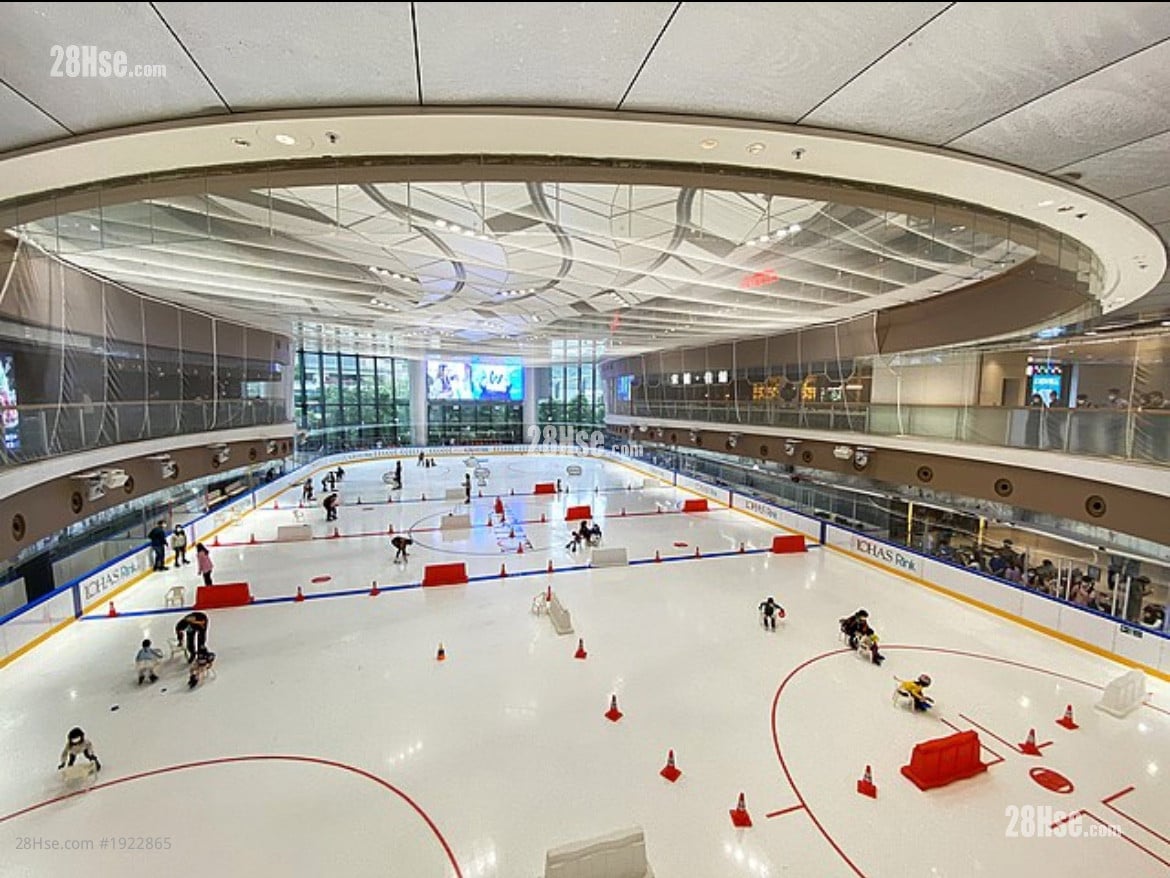 致蓝天 租盘 5+ 房 , 4 浴室 1,120 平方尺