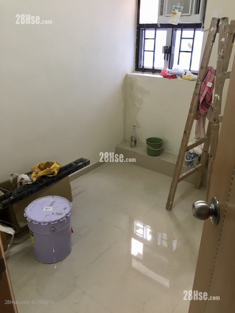 单幢楼房 租盘 1 浴室 90 平方尺