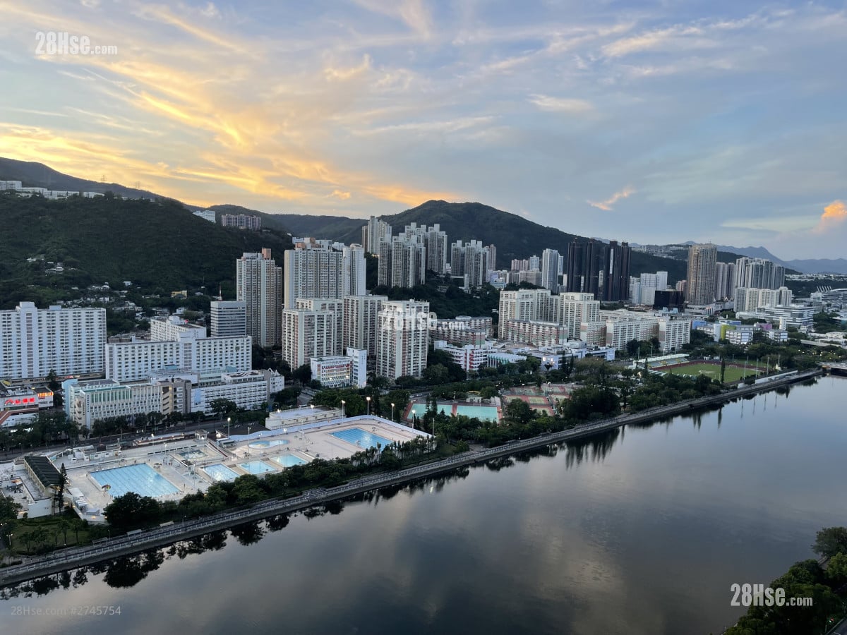 可遠眺九肚山迷人景致