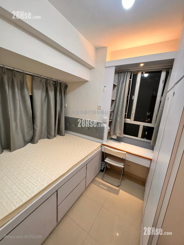 金狮花园 售盘 2 房 , 1 浴室 285 平方尺