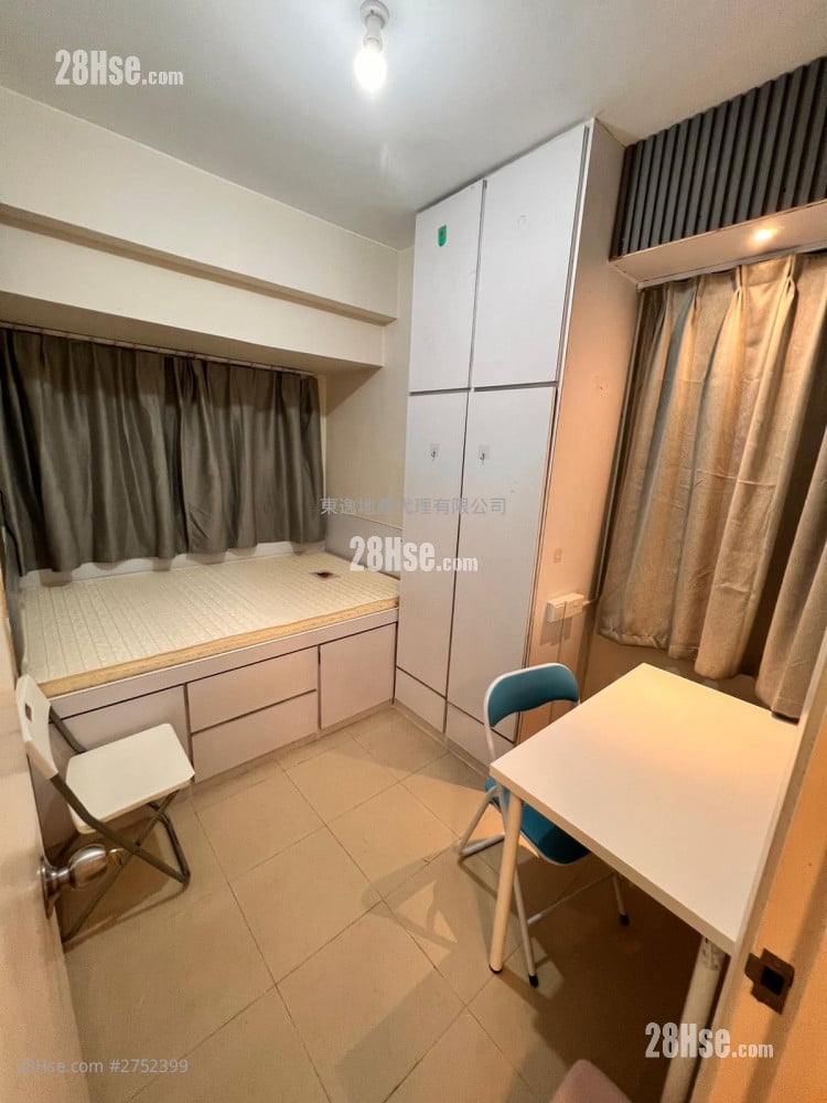 金狮花园 售盘 2 房 , 1 浴室 285 平方尺