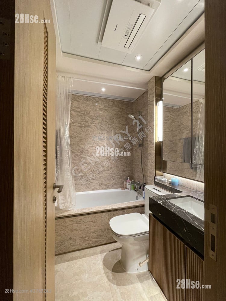 浴室: 泓碧 售盤 1 房 , 1 浴室 314 平方呎