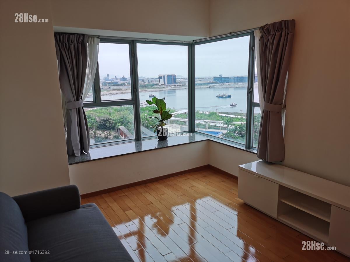 Seaview Crescent Rental 2 Bedrooms , 1 Bathroom 568 ft²