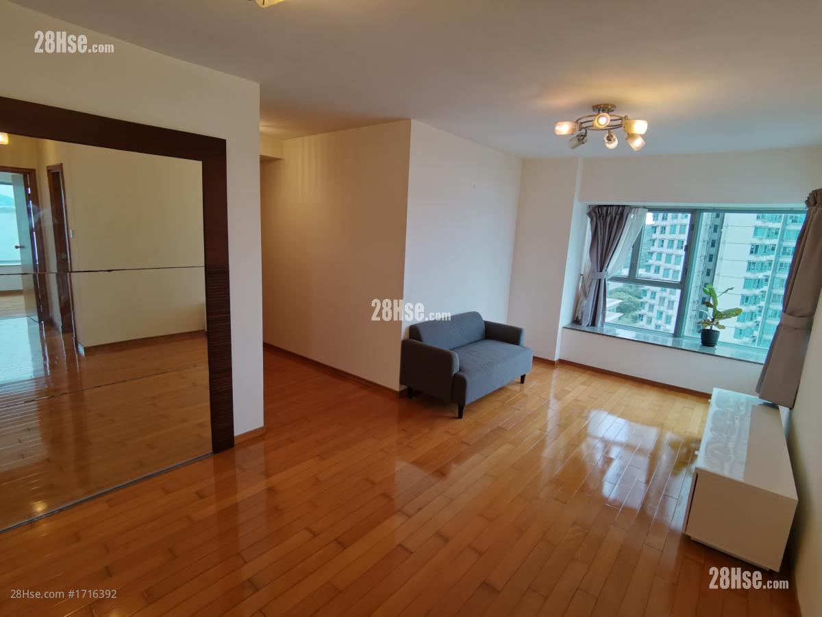 Seaview Crescent Rental 2 Bedrooms , 1 Bathroom 568 ft²