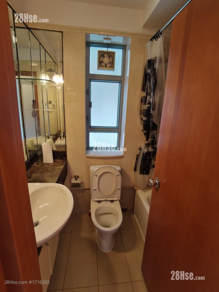 Seaview Crescent Rental 2 Bedrooms , 1 Bathroom 568 ft²