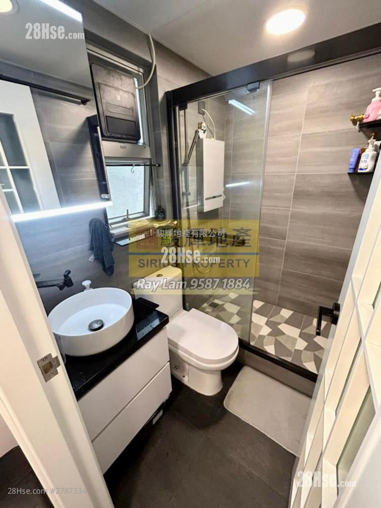 Paradise Square Sell 2 Bedrooms , 1 Bathroom 368 ft²