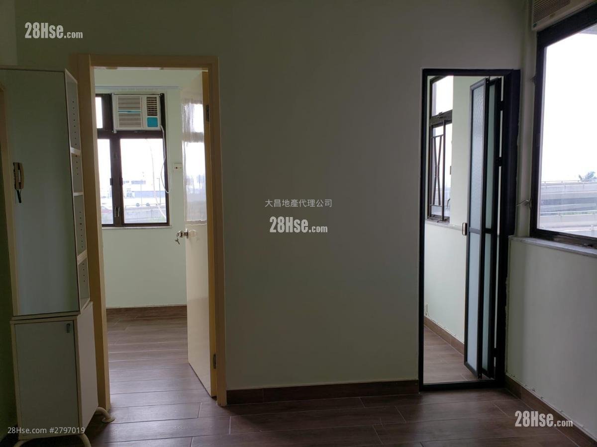 Cheung Ling Mansion Sell 2 bedrooms , 1 bathrooms 290 ft²