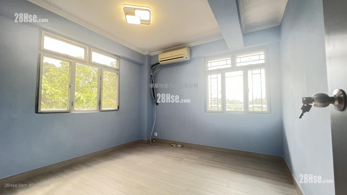 Village House Sell 700 ft²