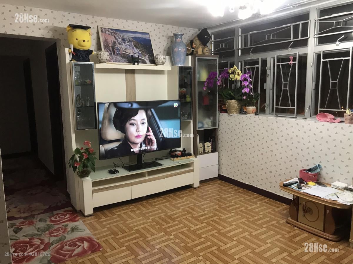 Yuet Wu Villa Rental 3 Bedrooms 592 ft²