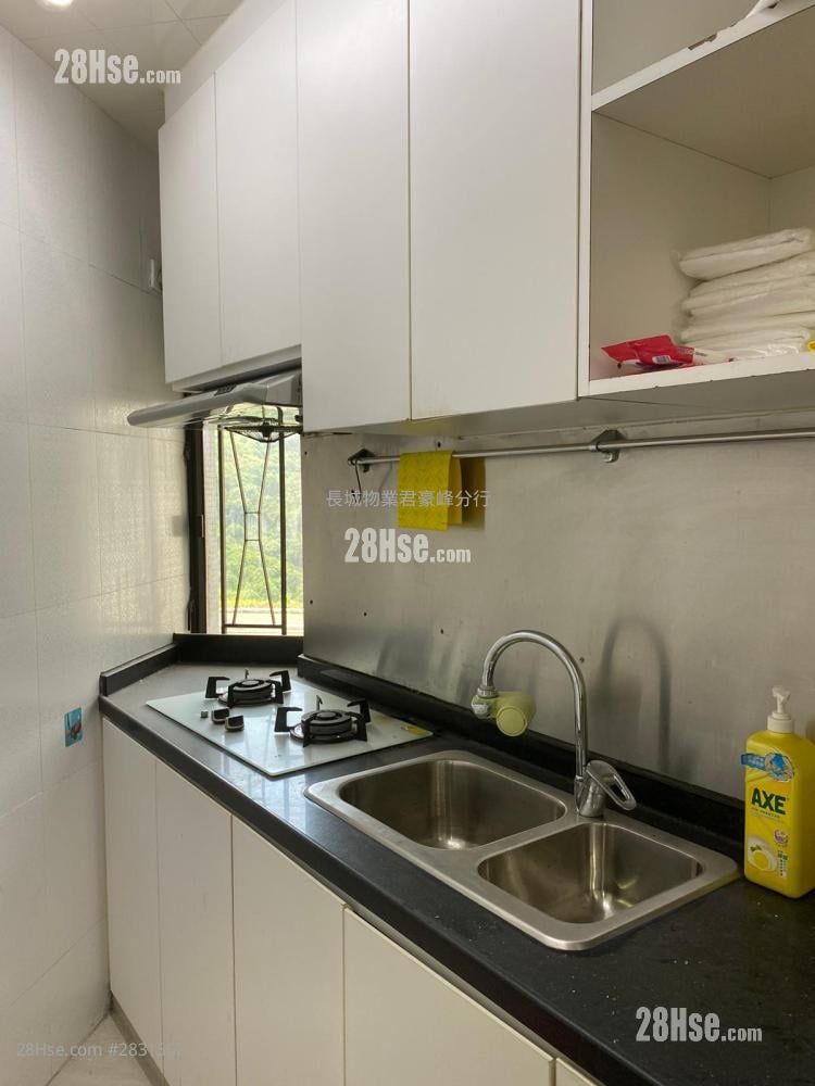 Kornhill Sell 2 Bedrooms , 1 Bathroom 497 ft²