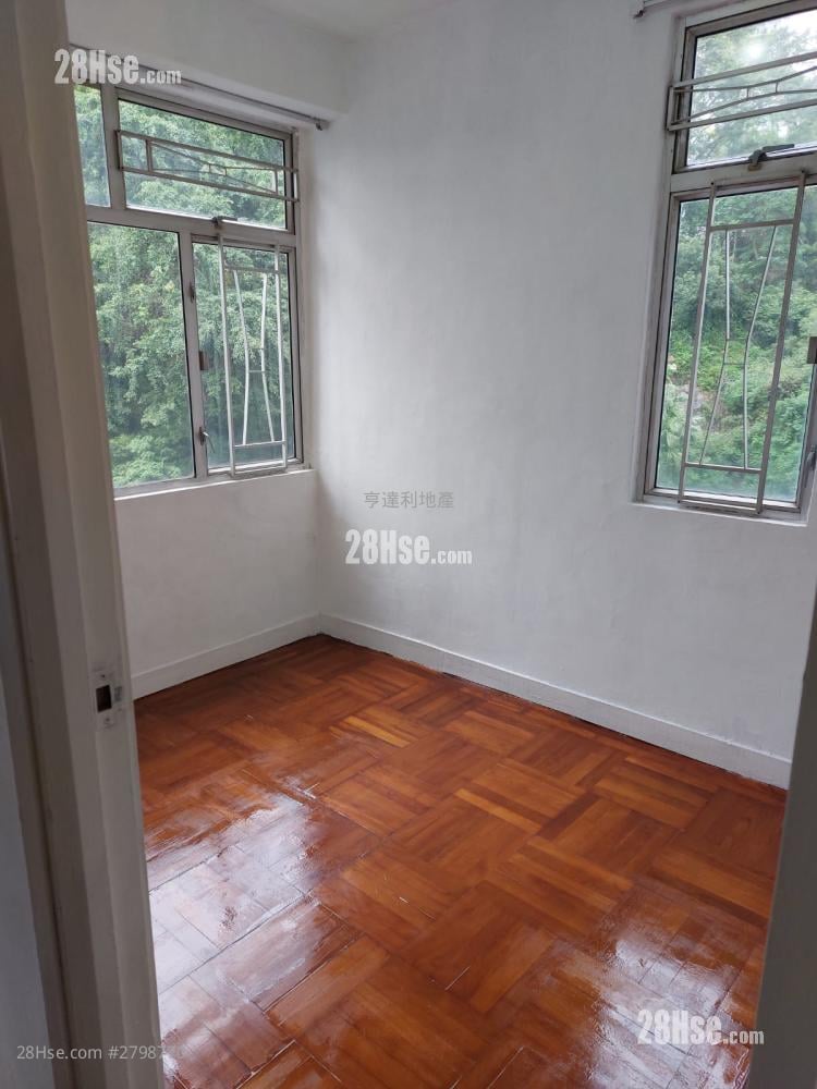 Sun Sing Centre Sell 1 bedrooms , 1 bathrooms 294 ft²