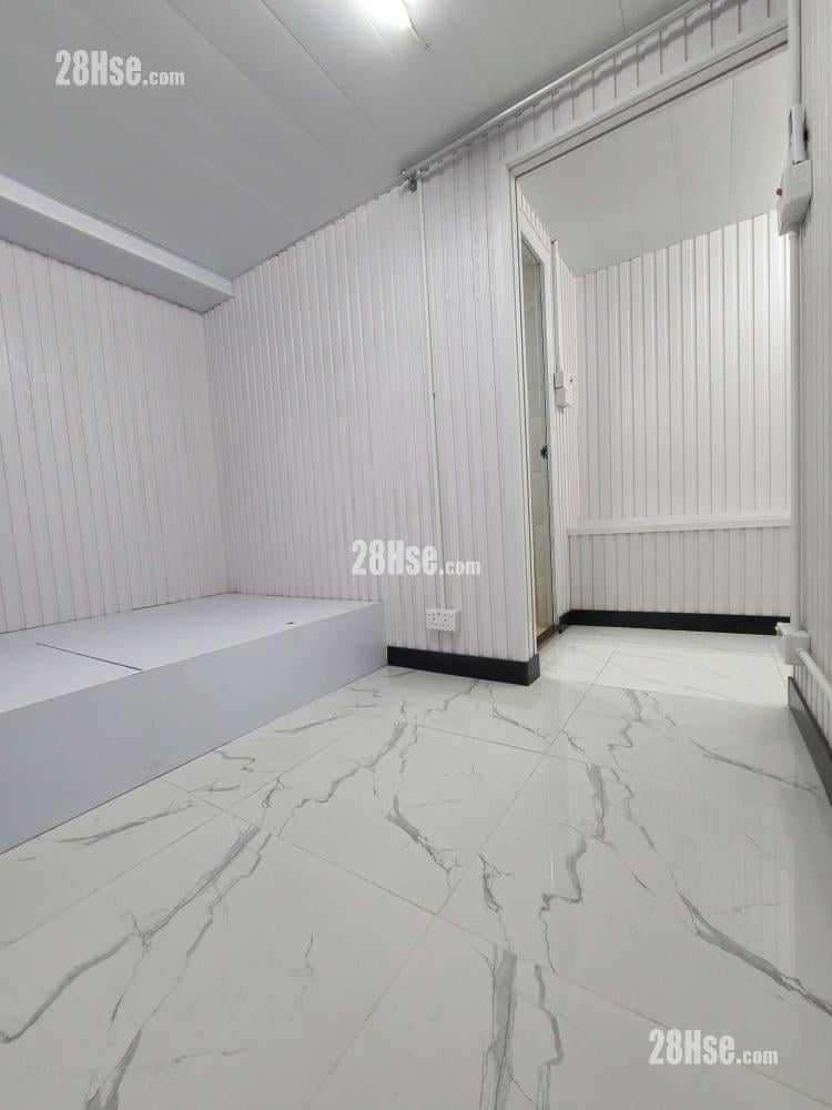 Village Rental 1 Bedroom , 1 Bathroom 140 ft²