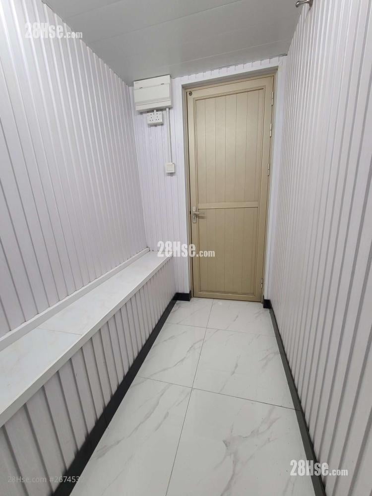 Village Rental 1 Bedroom , 1 Bathroom 140 ft²