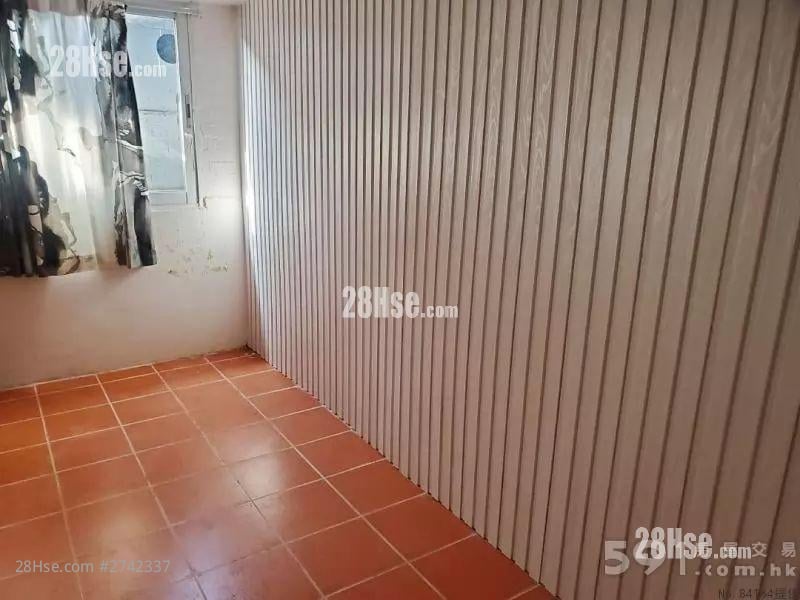 富泰BBQ场第一个隧道口 租盘 开放式间隔 , 1 浴室 170 平方尺